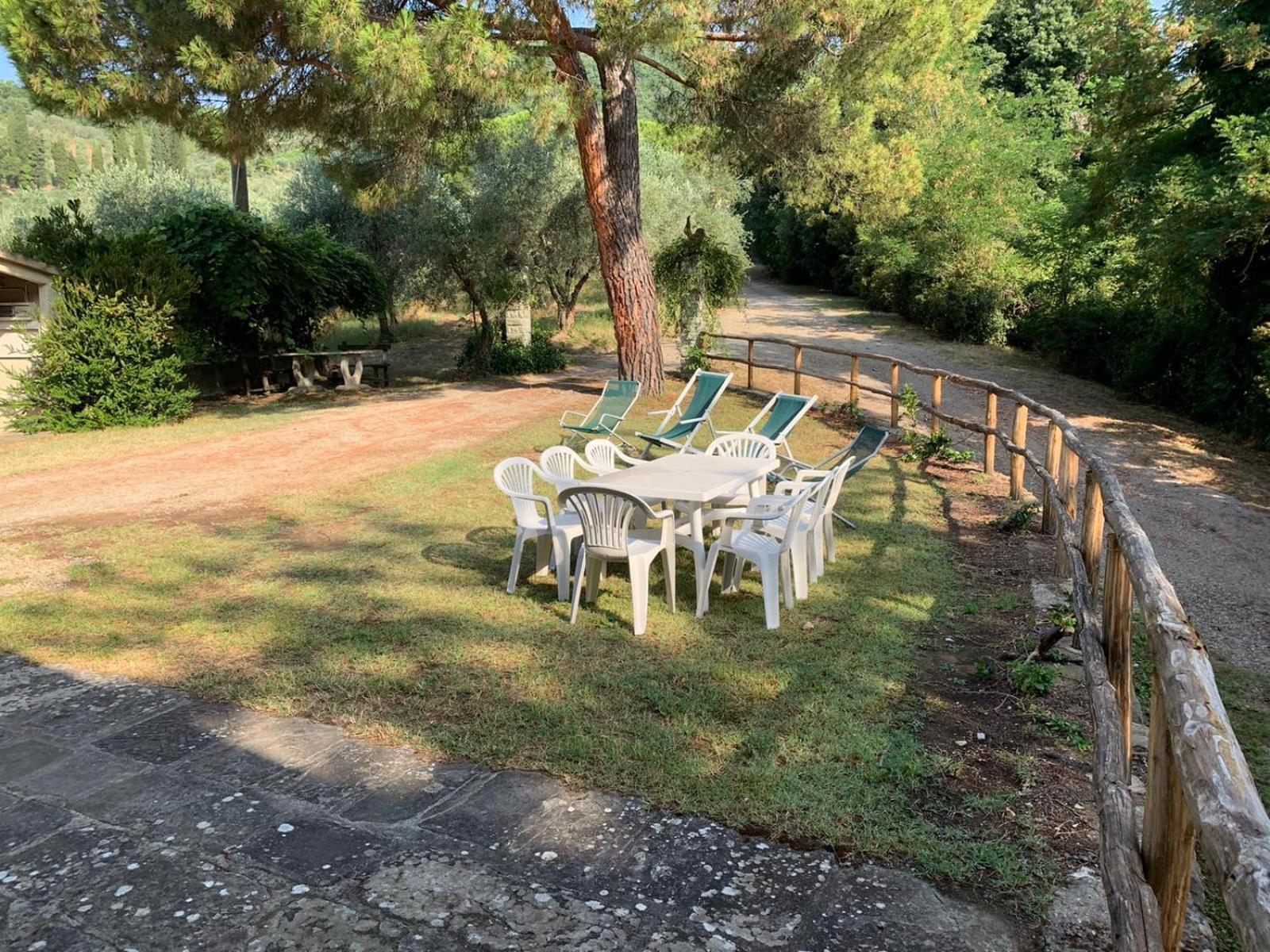 Agriturismo Fattoria Celle Фильине-Вальдарно Номер фото