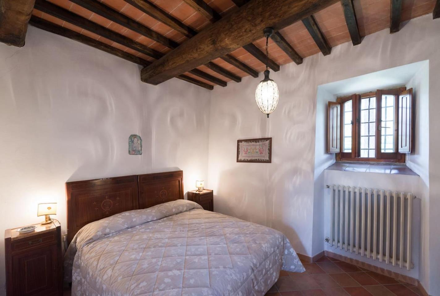 Agriturismo Fattoria Celle Фильине-Вальдарно Номер фото