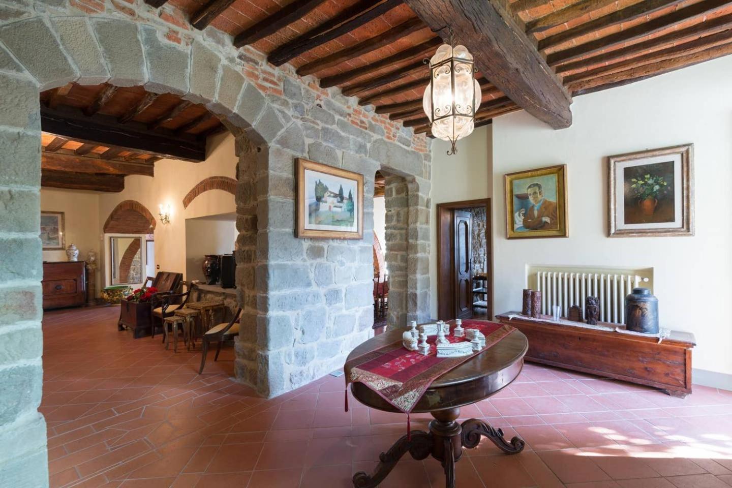 Agriturismo Fattoria Celle Фильине-Вальдарно Номер фото