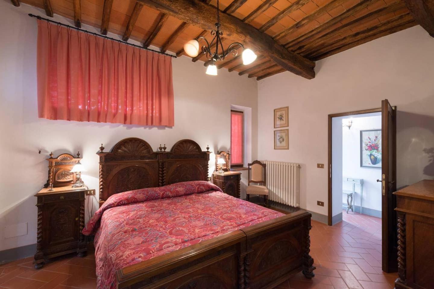 Agriturismo Fattoria Celle Фильине-Вальдарно Номер фото